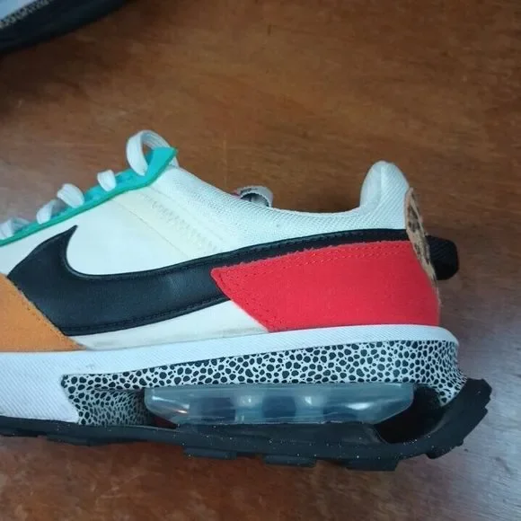 Nike Air Max Pre-Day SE Safari Women's 8.5 White Red Sneakers DH5111-100 - Picture 16 of 16